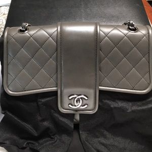 Chanel flap bag ADDITIONAL pics